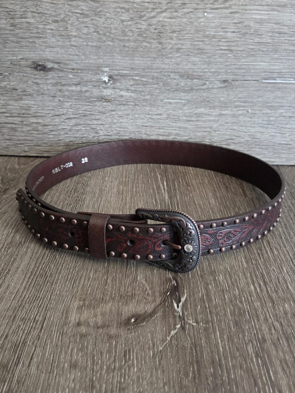 Cowgirl Legend Western Tooled Leather Studded Belt Size 28